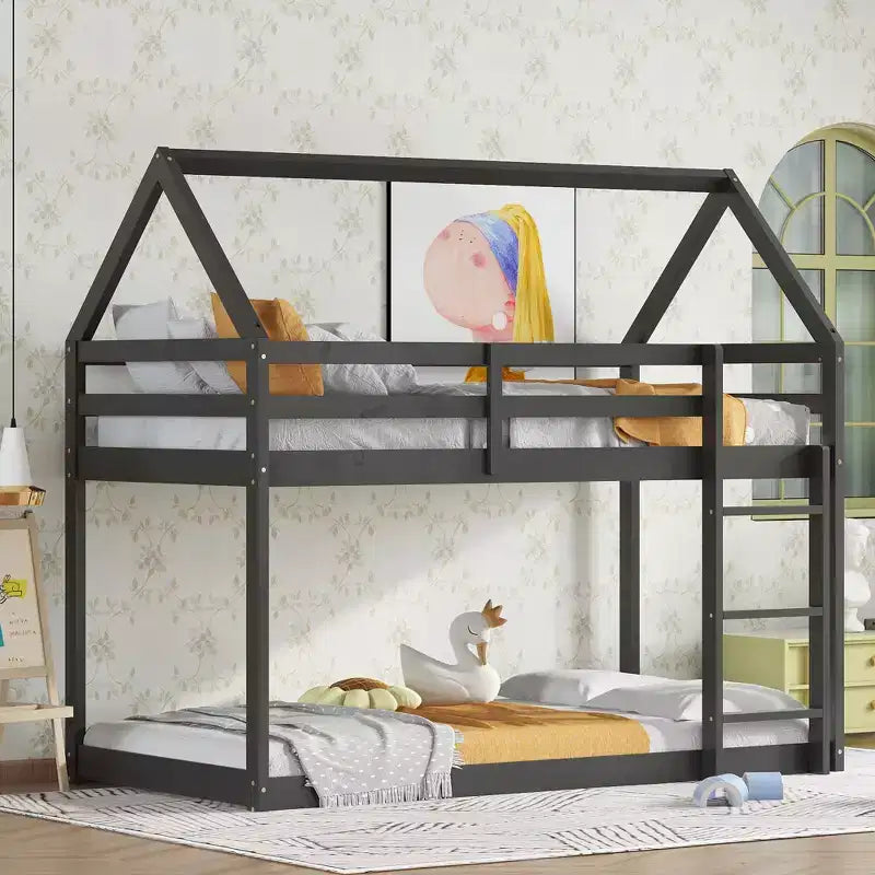 Letto a castello a due piani con scaletta e ringhiere di protezione, struttura in legno di gomma – Cameretta bambini