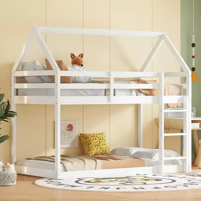 Letto a castello a due piani con scaletta e ringhiere di protezione, struttura in legno di gomma – Cameretta bambini