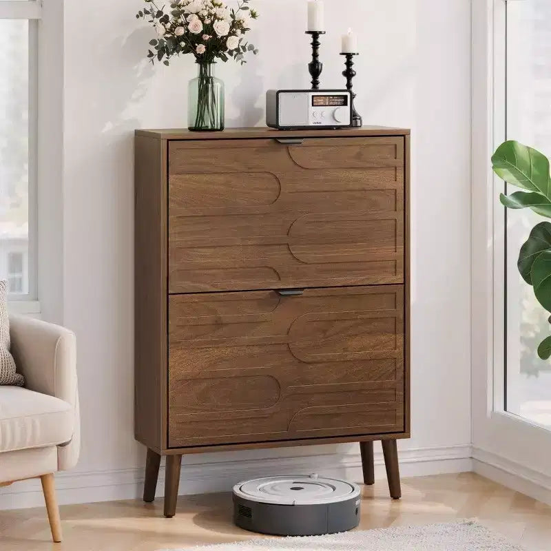 Scarpiera rustica con ante a ribalta, ripiani regolabili e dispositivo antiribaltamento – Noce, larghezza 80 cm o 60 cm