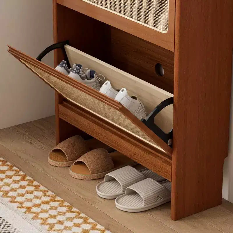 Scarpiera Alta e Stretta 165 cm con 3 Cassetti a Ribalta, Ante in Rattan, Pannello Forato & Design Antiribaltamento – Noce