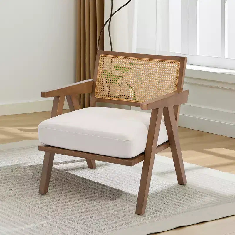 Sedia rustica in legno con braccioli, schienale in rattan e cuscino in lino – 74,9 cm H x 69,3 cm L x 67,8 cm P, capacità 136 kg