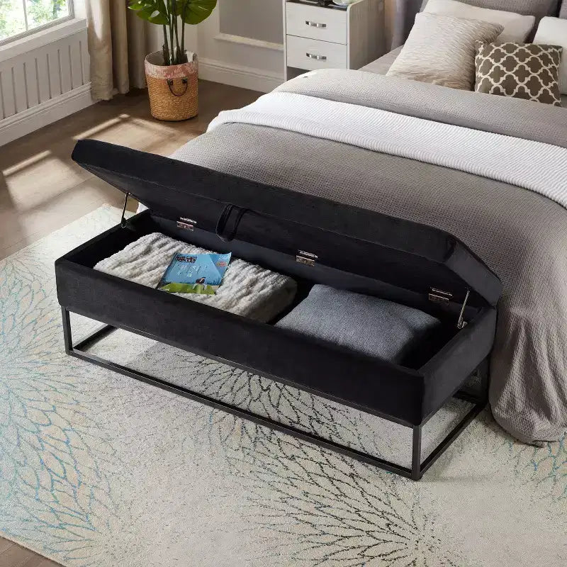 Panca contenitore rivestita da 148,8 cm con base in metallo e capitonné – Ingresso, soggiorno e camera da letto